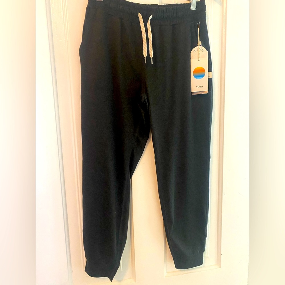 NWT Vuori Dream Knit Performance Joggers Black Heather Small S